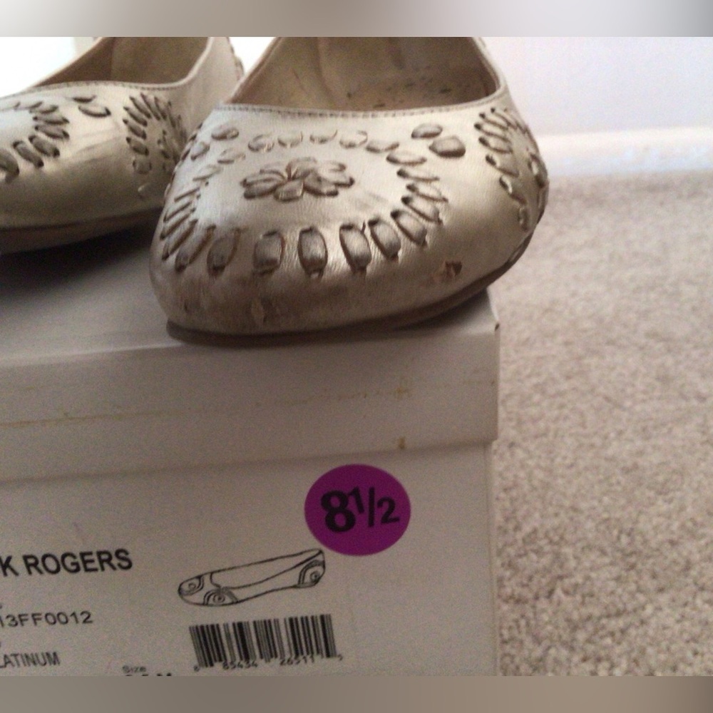 JACK ROGERS SLIM BALLET- PLATINUM- SIZE 8.5 - Picture 6 of 7